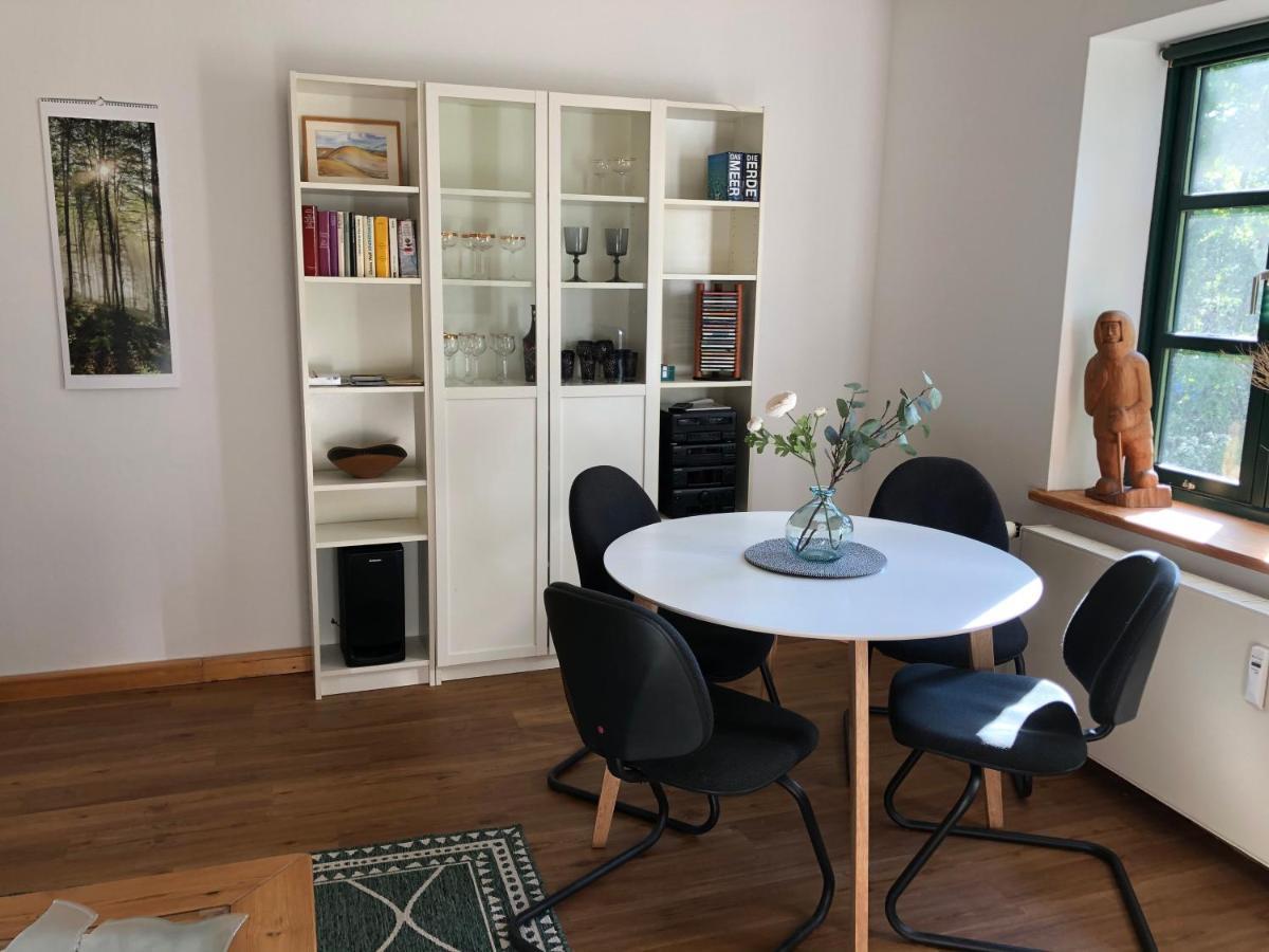 Villenappartement Mit Blick Ins Gruene Am Rande Der Wunderschoenen Altstadt Wismar Ngoại thất bức ảnh